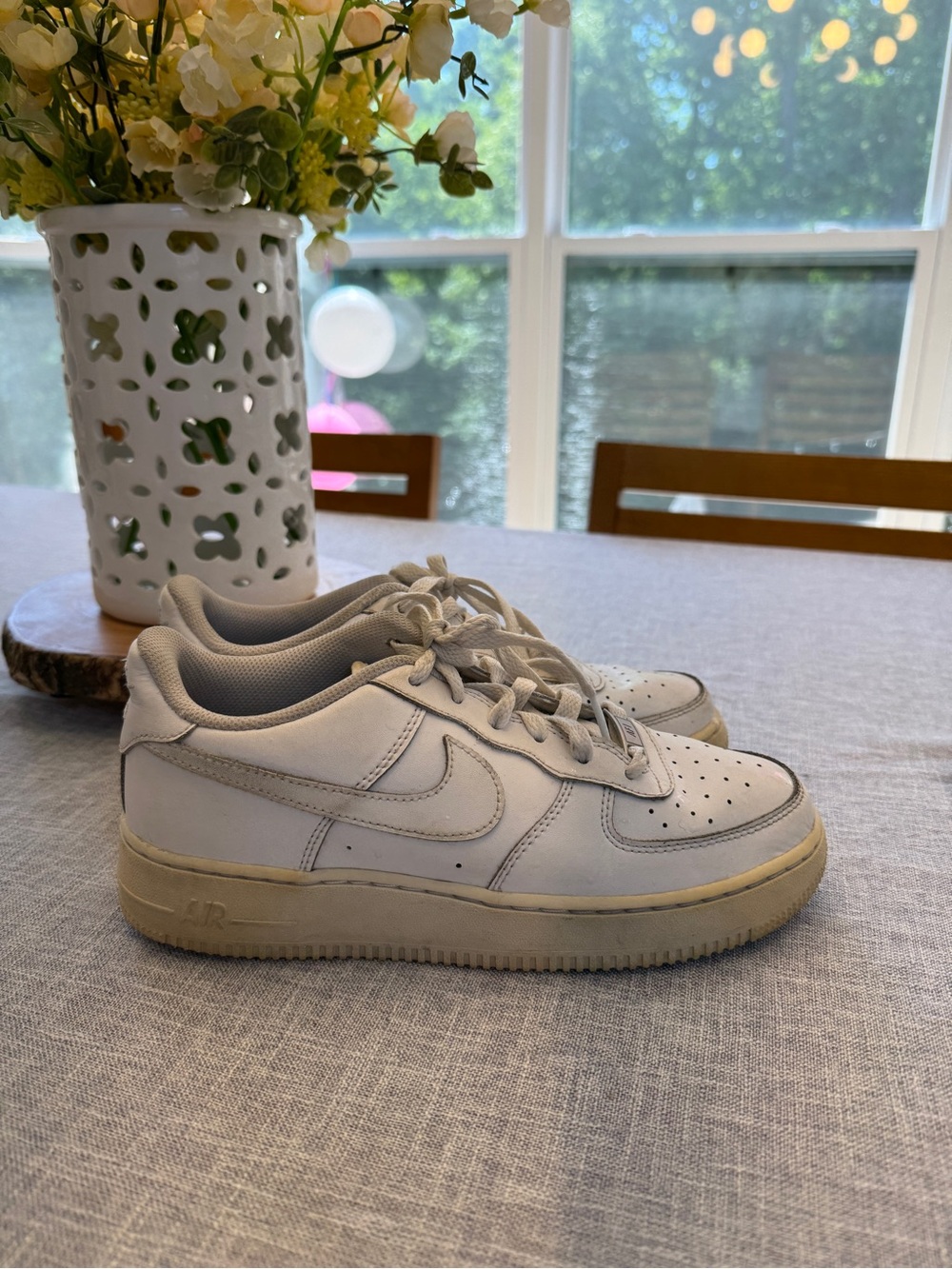 Nike AF1’s Low-Top White/Cream Leather Sneakers